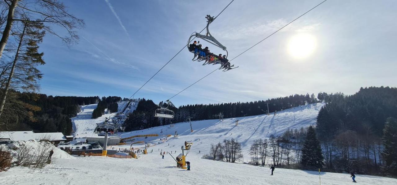 Pistenblume Apartment - Skipiste, Stadtzentrum Winterberg Luaran gambar